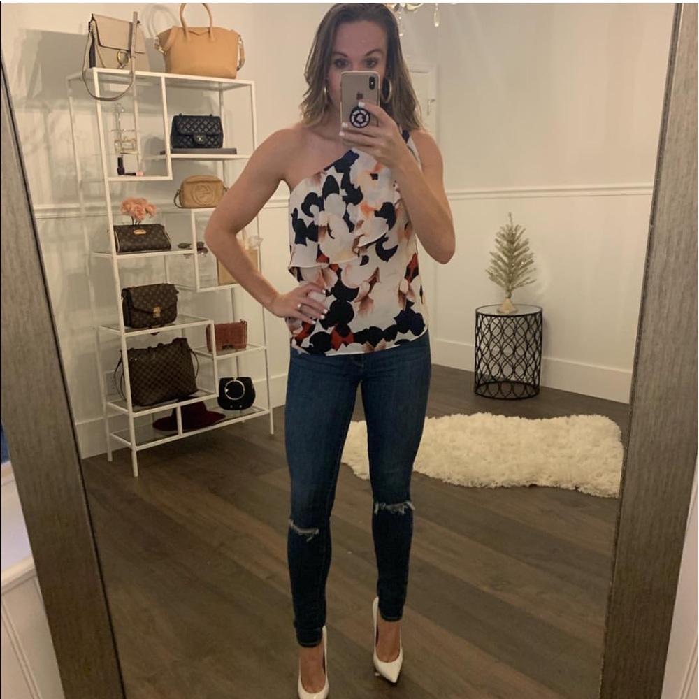 1State brand off the shoulder floral top